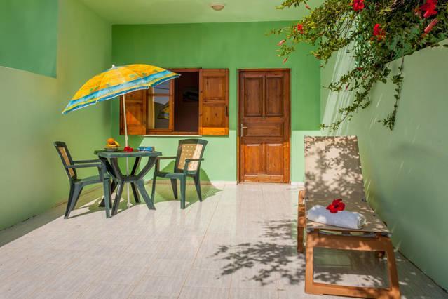 Zorbas Rooms Frangocastelo ภายนอก รูปภาพ